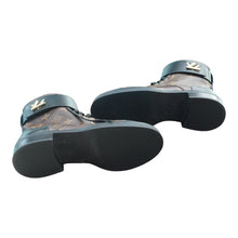 Load image into Gallery viewer, Louis Vuitton Wonderland Twist Flat Ranger Boot