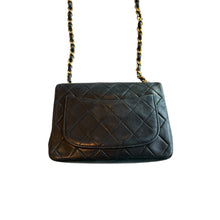 Load image into Gallery viewer, Chanel Vintage Flap Crossbody Bag