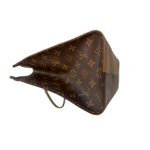 Load image into Gallery viewer, Louis Vuitton OnTheGo MM Reverse