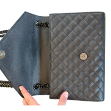 Load image into Gallery viewer, Saint Laurent Grain De Poudre Matelasse Triquilt Medium Monogram Monochrome Satchel Black