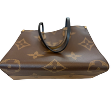 Load image into Gallery viewer, Louis Vuitton OnTheGo MM Reverse