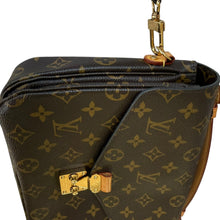 Load image into Gallery viewer, Louis Vuitton Pochette Metis Monogram