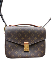 Load image into Gallery viewer, Louis Vuitton Pochette Metis Monogram