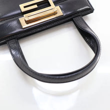 Load image into Gallery viewer, Gucci Vintage Top Handle