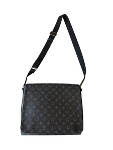 Louis Vuitton District Messenger Bag Black Eclipse