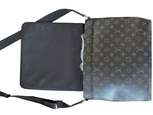 Louis Vuitton District Messenger Bag Black Eclipse