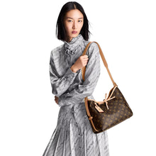 Load image into Gallery viewer, Louis Vuitton CarryAll PM Monogram