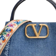 Load image into Gallery viewer, Valentino Garavani Alltime Medium Double Handle