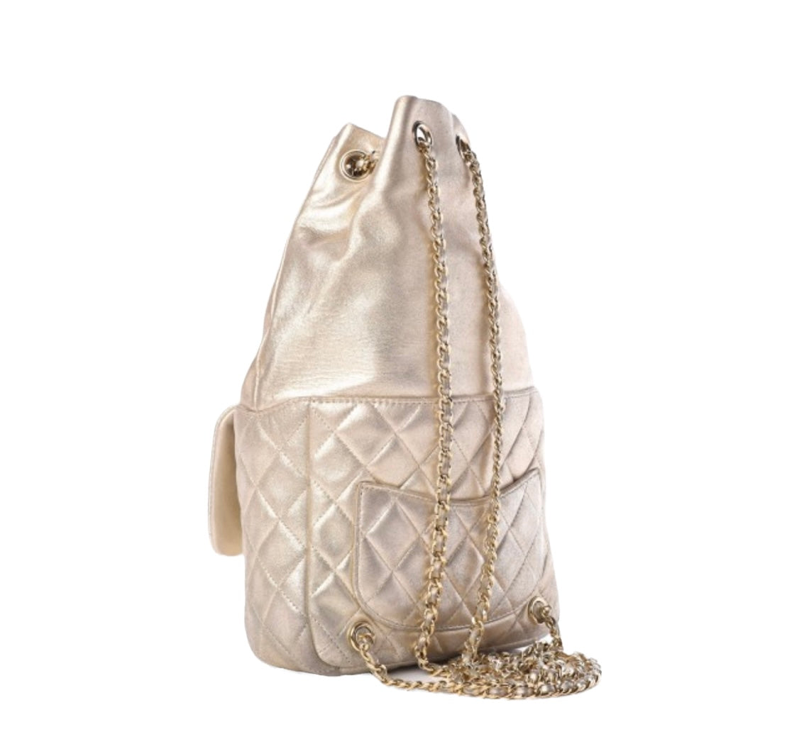 Chanel 22 backpack, Calfskin & silver metal, light blue — Fashion