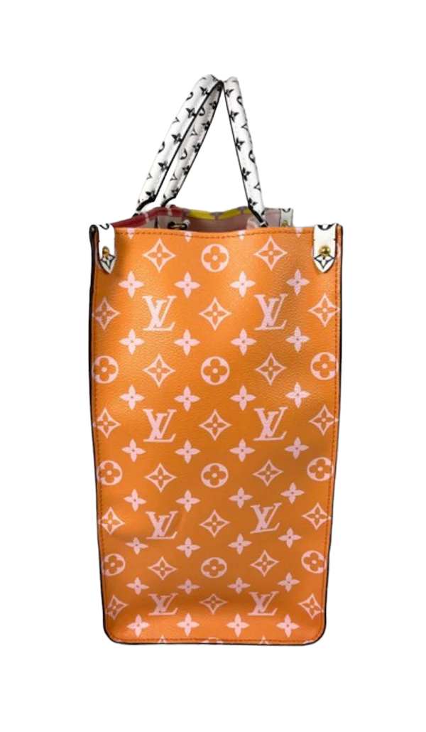 LIMITED EDITION Louis Vuitton OnTheGo GM Monogram Giant Shearling Tedd –  KimmieBBags LLC
