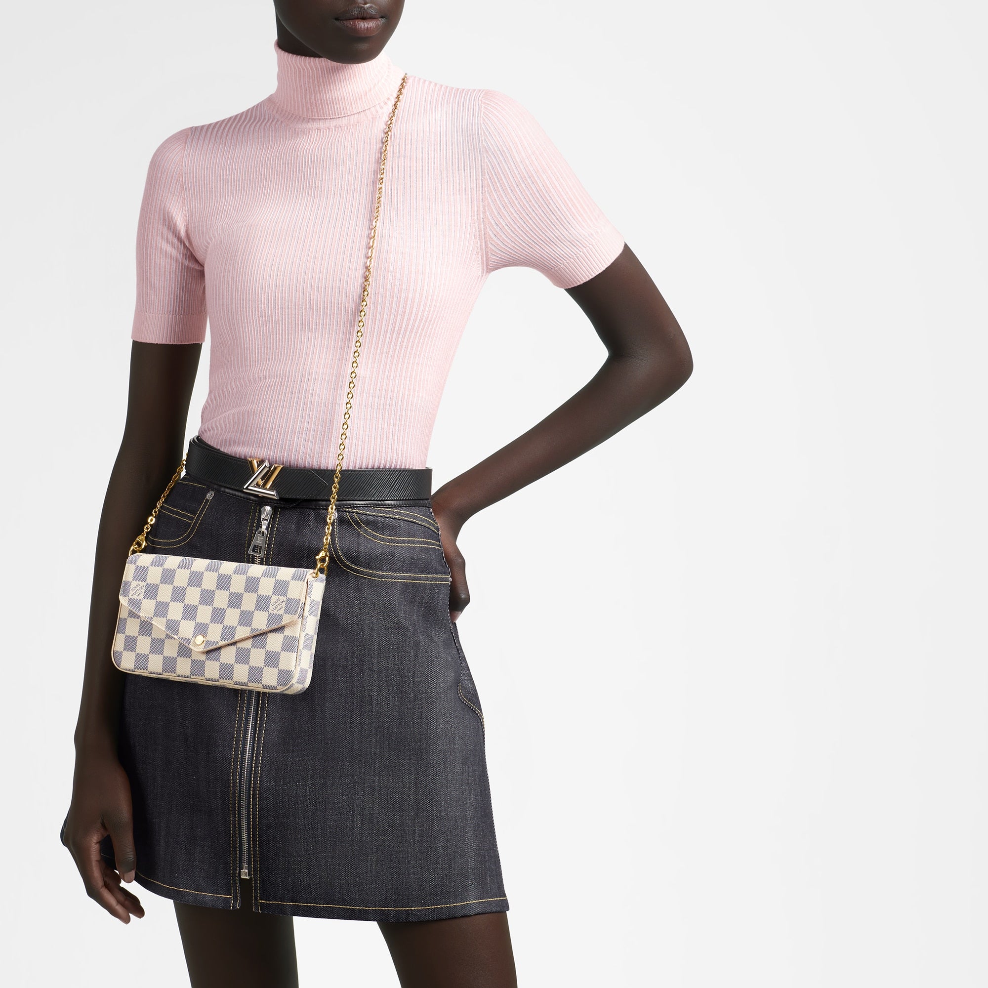 What's in my Bag + REVIEW!, Louis Vuitton Pochette Felicie Damier Azur